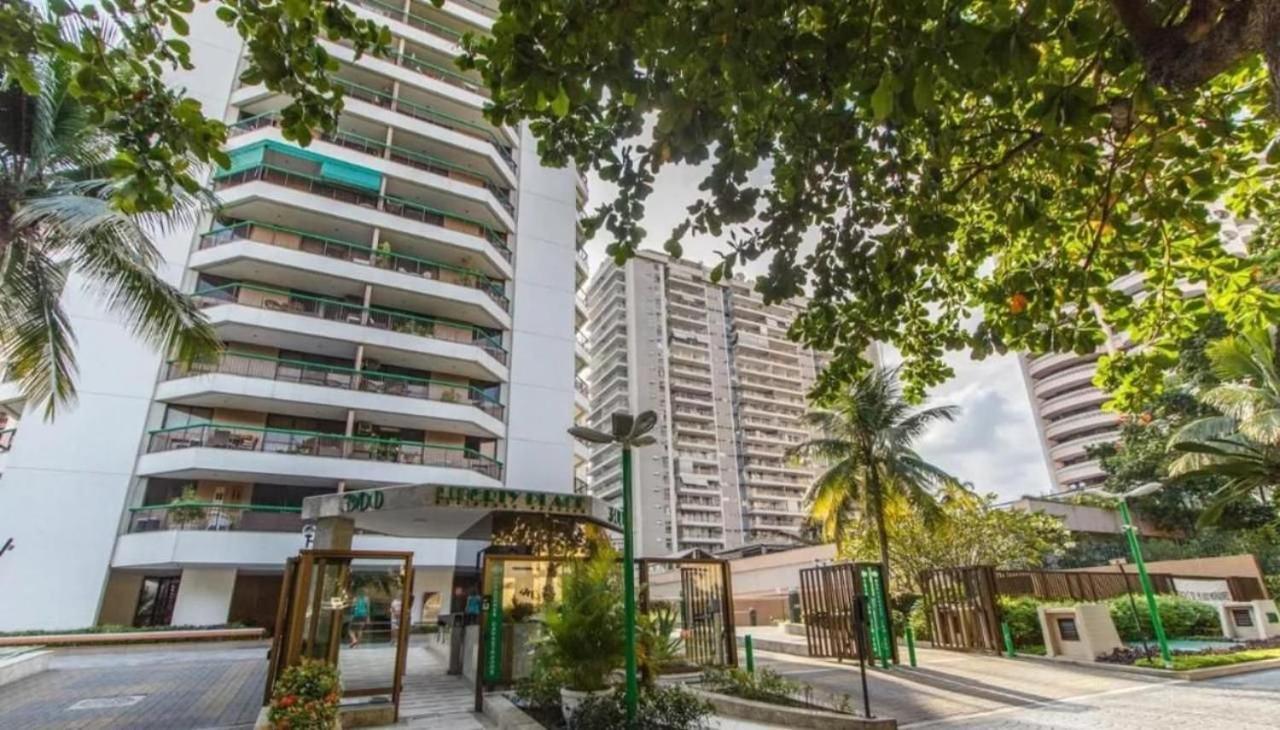 Apartamento Flat Barra - Parque Das Rosas Rio de Janeiro